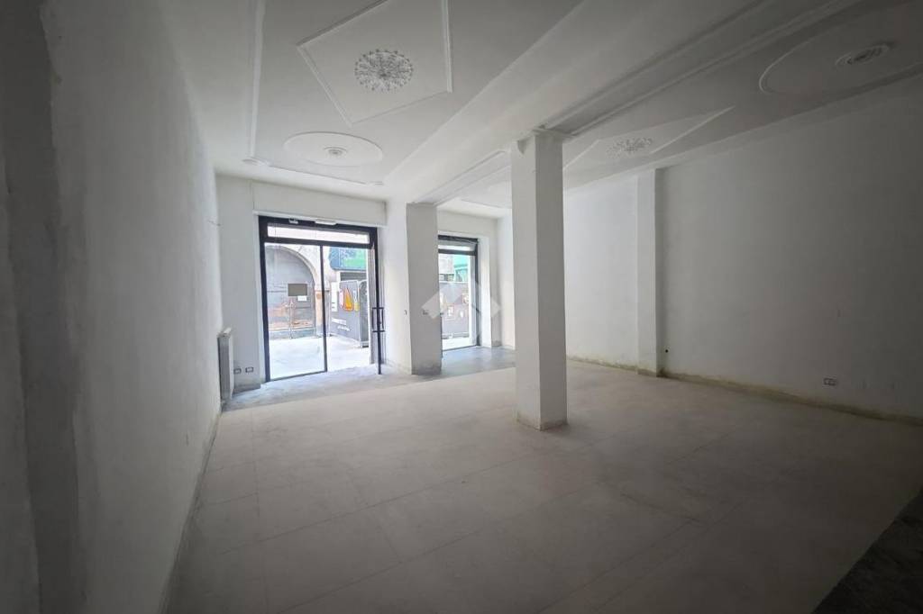 negozio in affitto a Bergamo in zona Borgo Pignolo