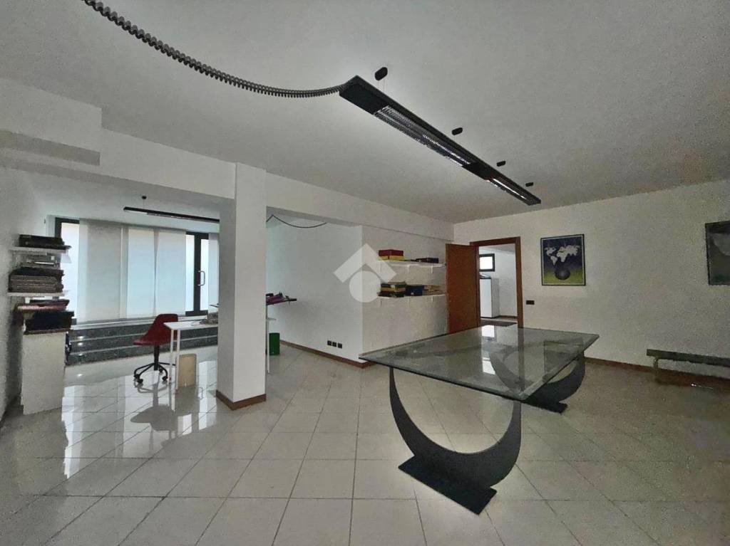 ufficio in affitto a Bergamo in zona Borgo Palazzo