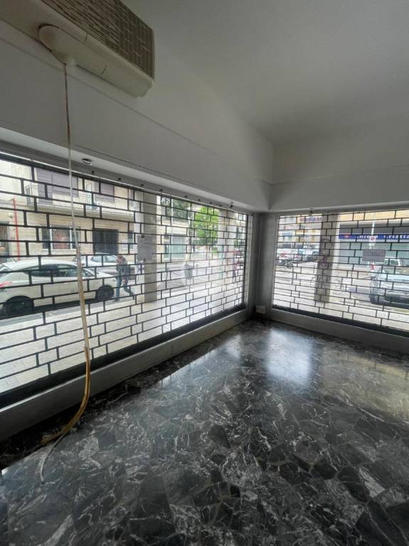 negozio in affitto a Bergamo in zona Borgo Palazzo