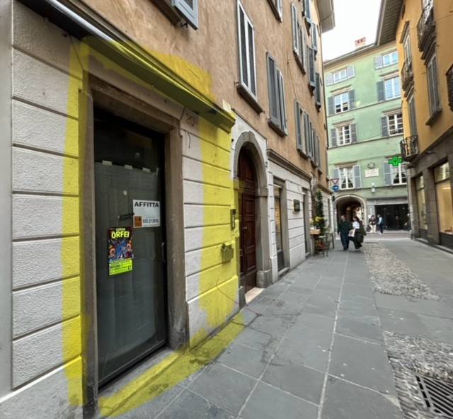 negozio in affitto a Bergamo in zona Bergamo Centro