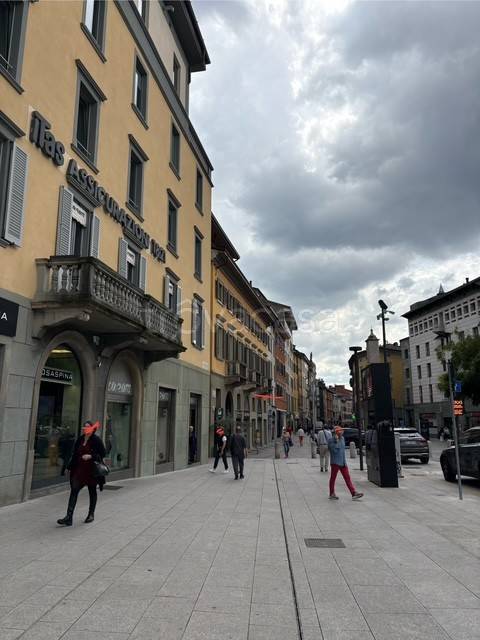 negozio in affitto a Bergamo in zona Bergamo Centro