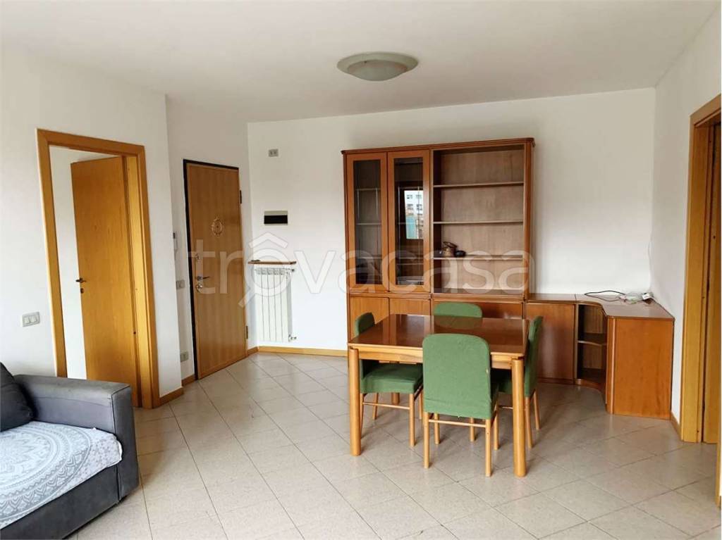 appartamento in affitto a Bergamo in zona Borgo Palazzo