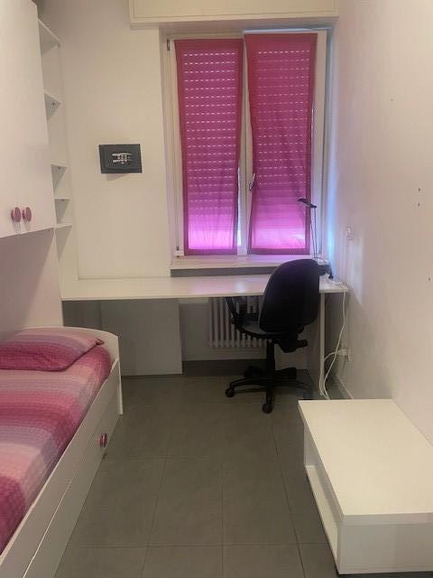 camera singola in affitto a Bergamo in zona Conca Fiorita