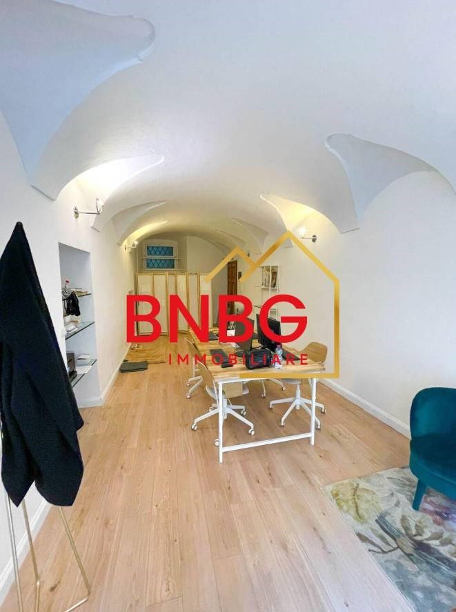 negozio in affitto a Bergamo in zona Città Alta