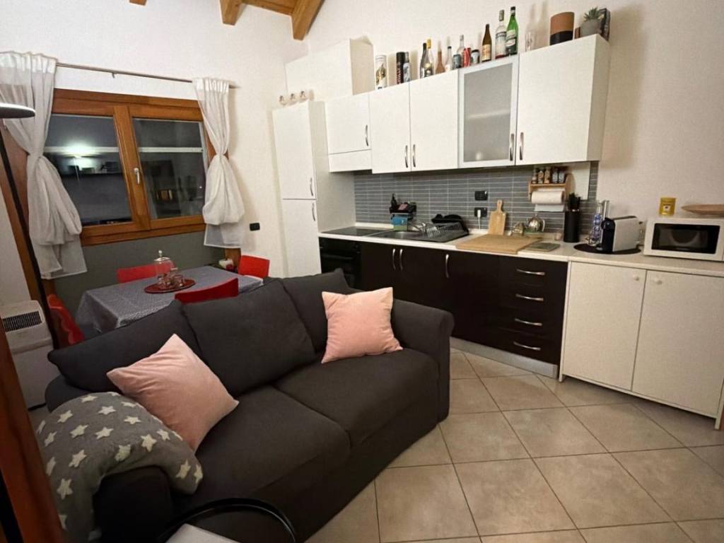 appartamento in affitto a Bergamo in zona Colognola