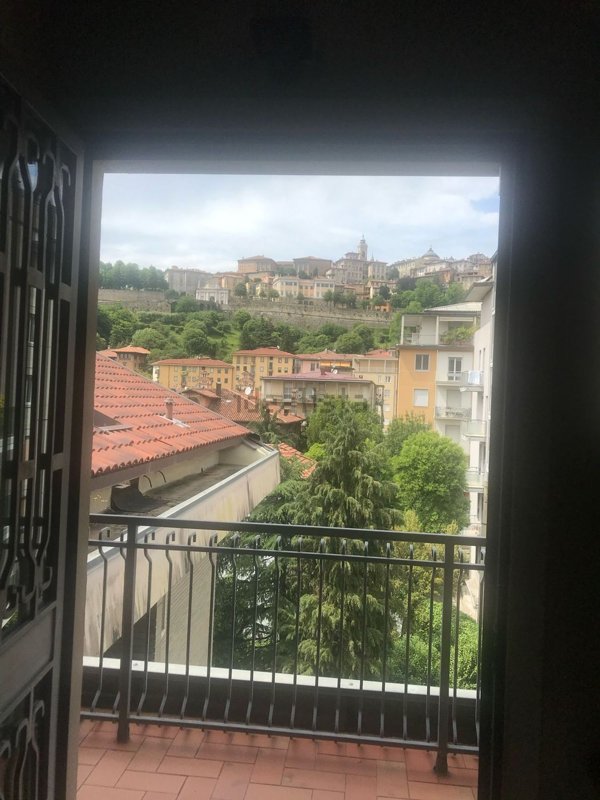 appartamento in affitto a Bergamo in zona Borgo Pignolo