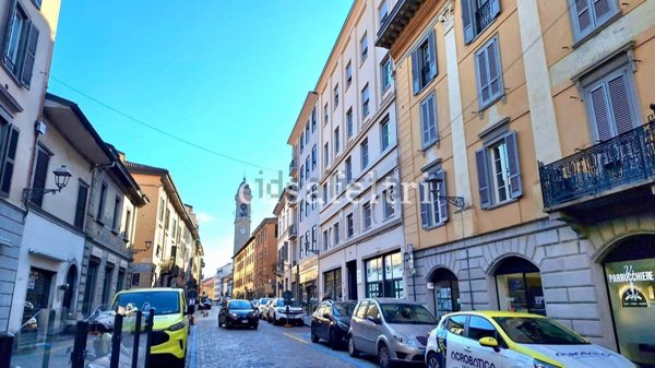 appartamento in affitto a Bergamo in zona Borgo Palazzo