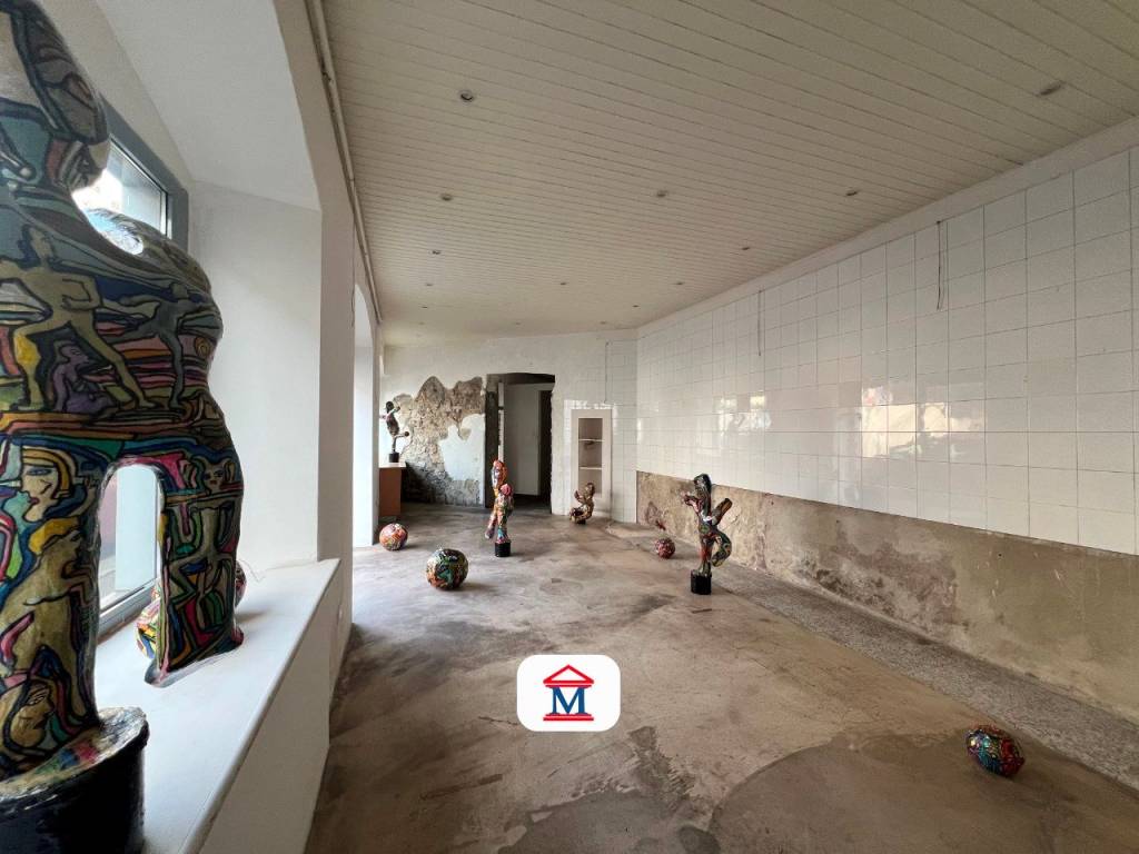 negozio in affitto a Bergamo in zona Città Alta