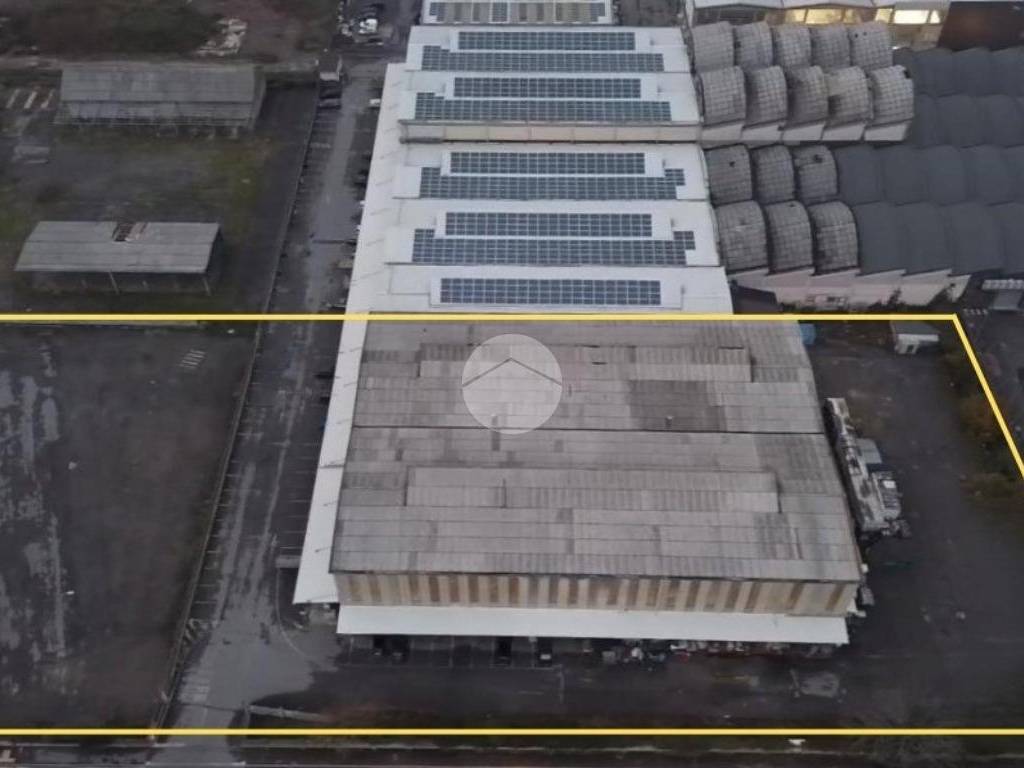 negozio in affitto a Bergamo in zona Borgo Palazzo