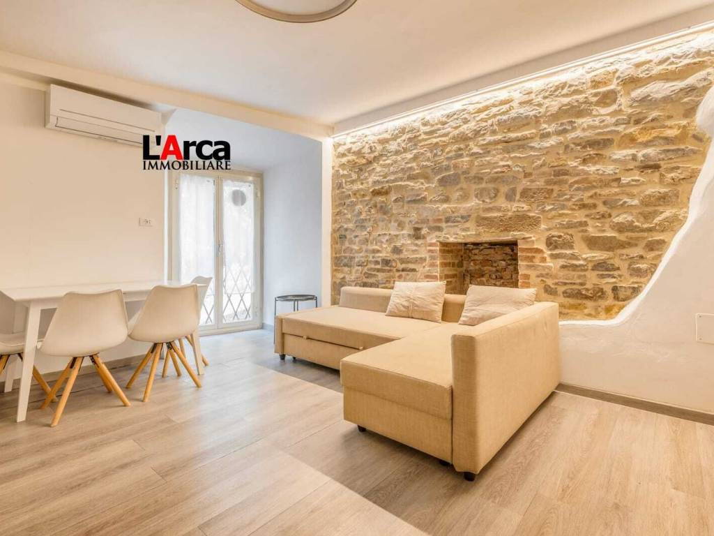 appartamento in affitto a Bergamo in zona Città Alta