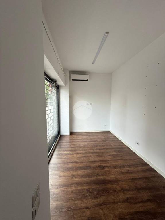 negozio in affitto a Bergamo in zona Bergamo Centro