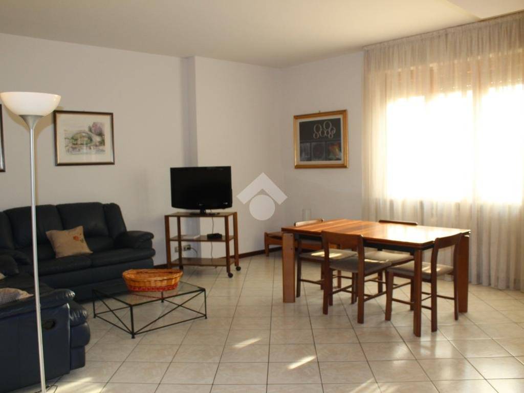 appartamento in affitto a Bergamo in zona Longuelo