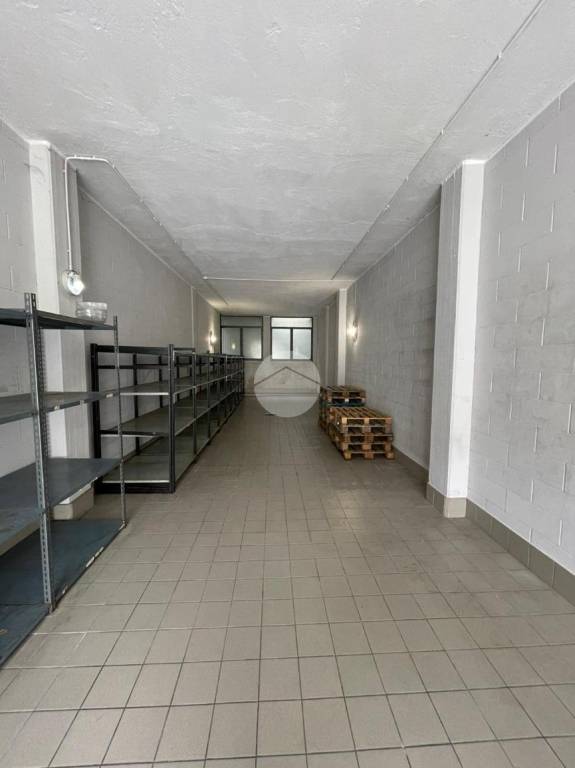 locale commerciale in affitto a Bergamo in zona Malpensata