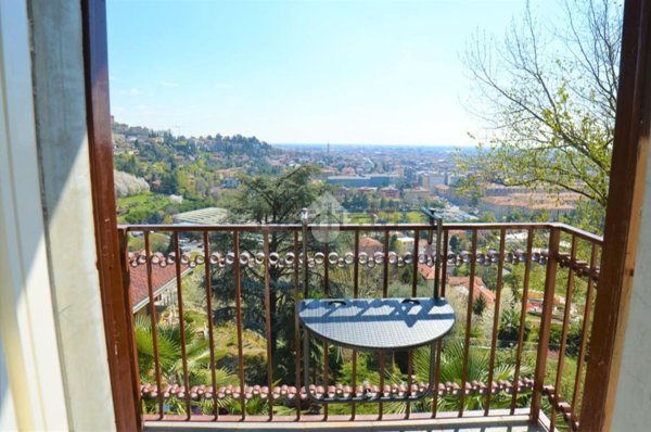 appartamento in affitto a Bergamo in zona Borgo Canale