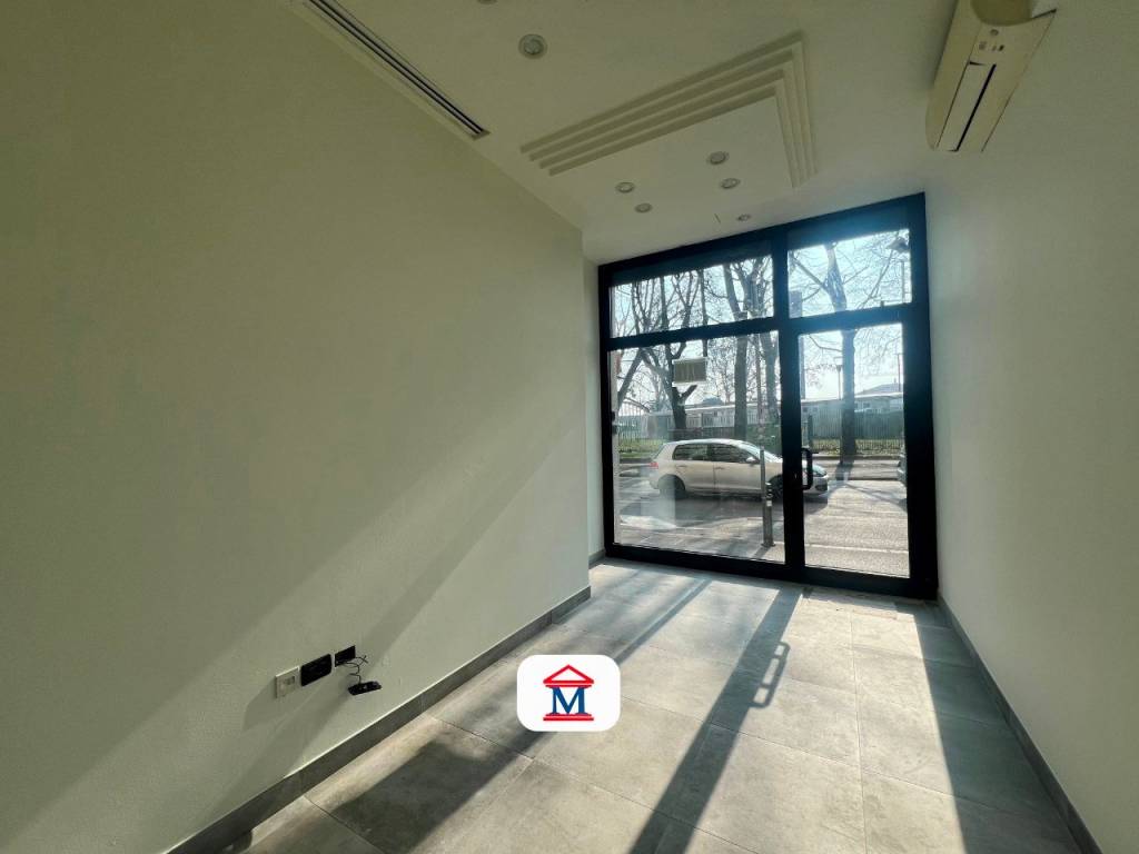 negozio in affitto a Bergamo in zona Bergamo Centro