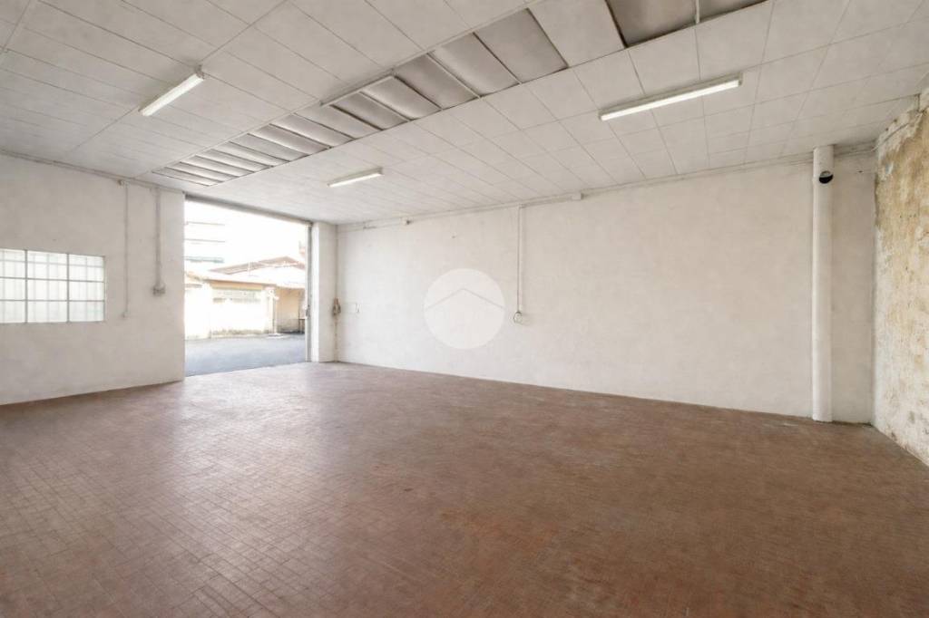 locale commerciale in affitto a Bergamo in zona Bergamo Centro