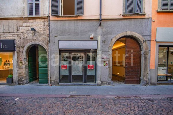 negozio in affitto a Bergamo in zona Città Alta