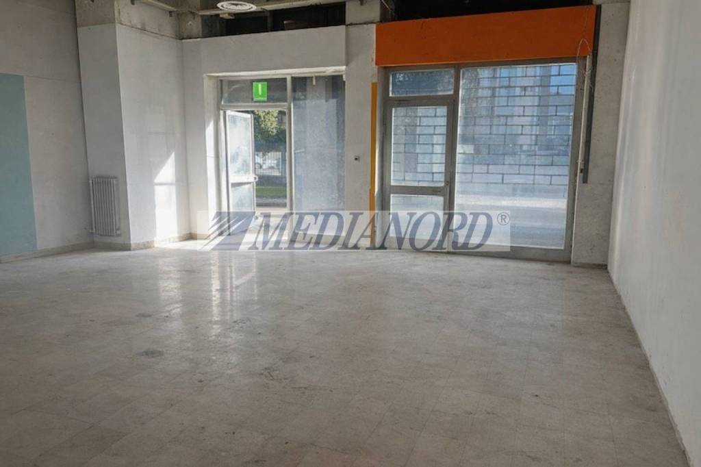 negozio in affitto a Bergamo