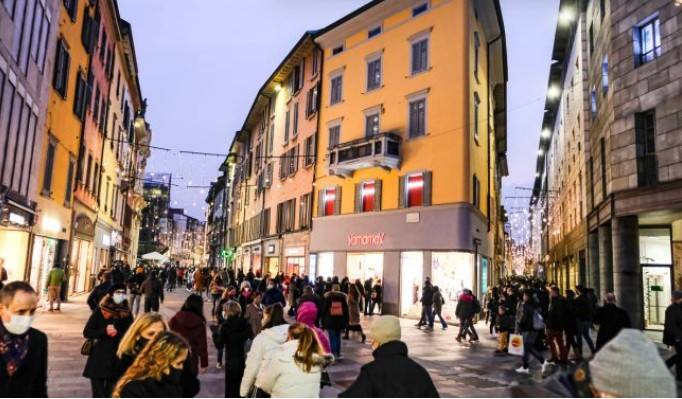 negozio in affitto a Bergamo in zona Bergamo Centro