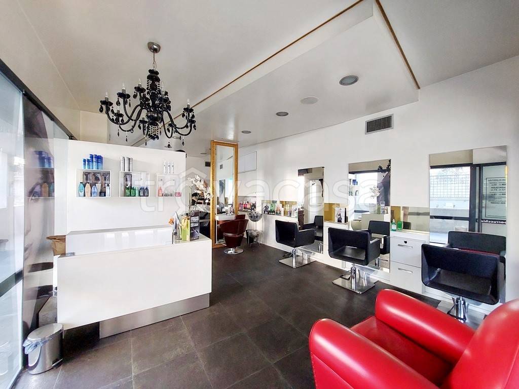 negozio in affitto a Bergamo