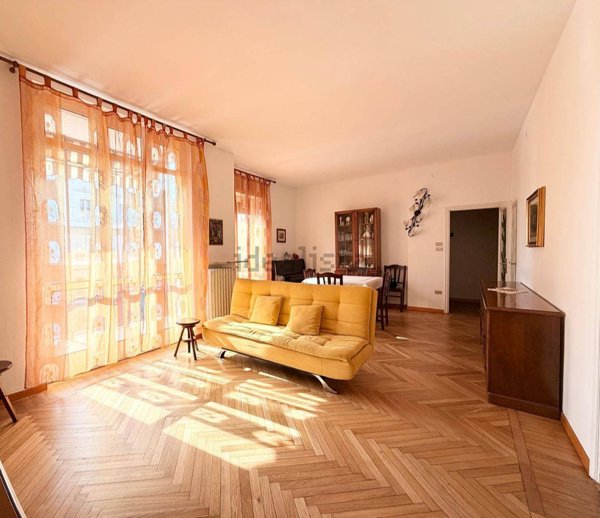 appartamento in affitto a Bergamo in zona Borgo Santa Caterina