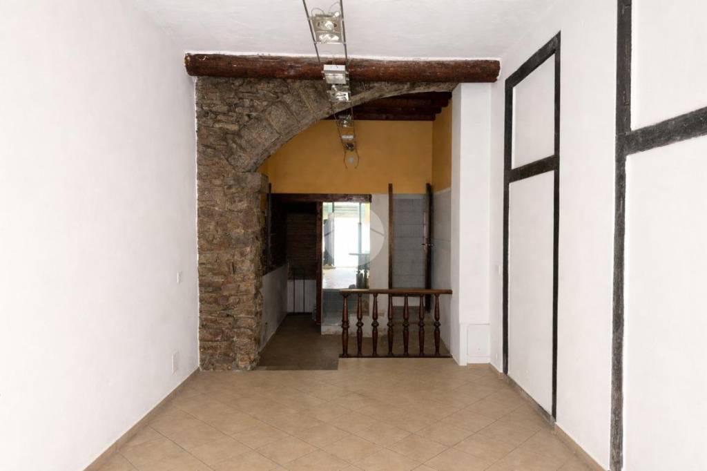 negozio in affitto a Bergamo in zona Borgo Pignolo