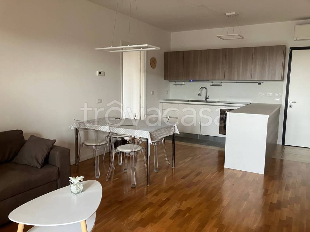 appartamento in affitto a Bergamo in zona Longuelo