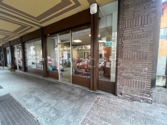 negozio in affitto a Bergamo in zona Bergamo Centro