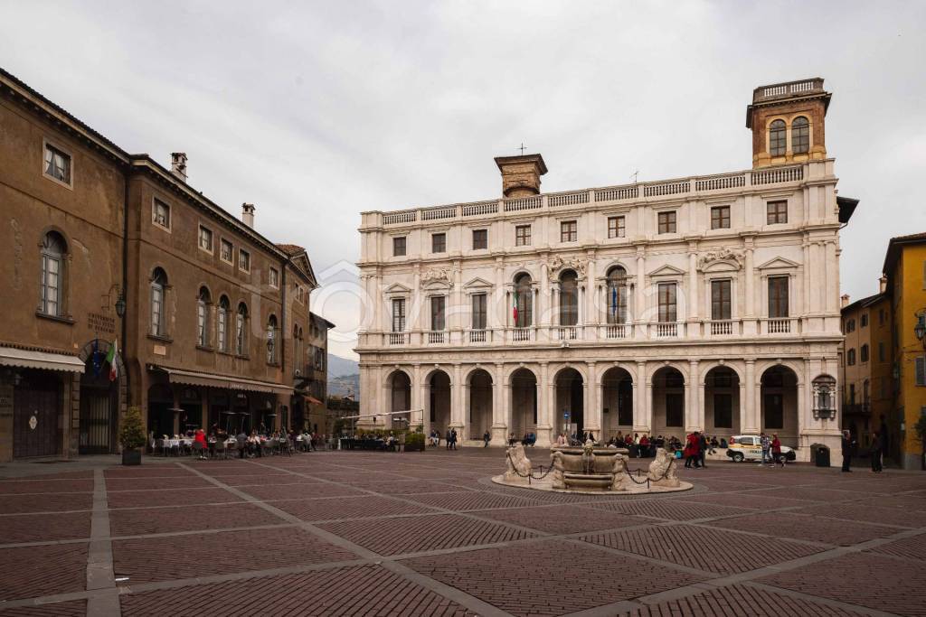 appartamento in affitto a Bergamo in zona Città Alta