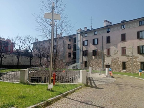 appartamento in affitto a Bergamo in zona Borgo Palazzo