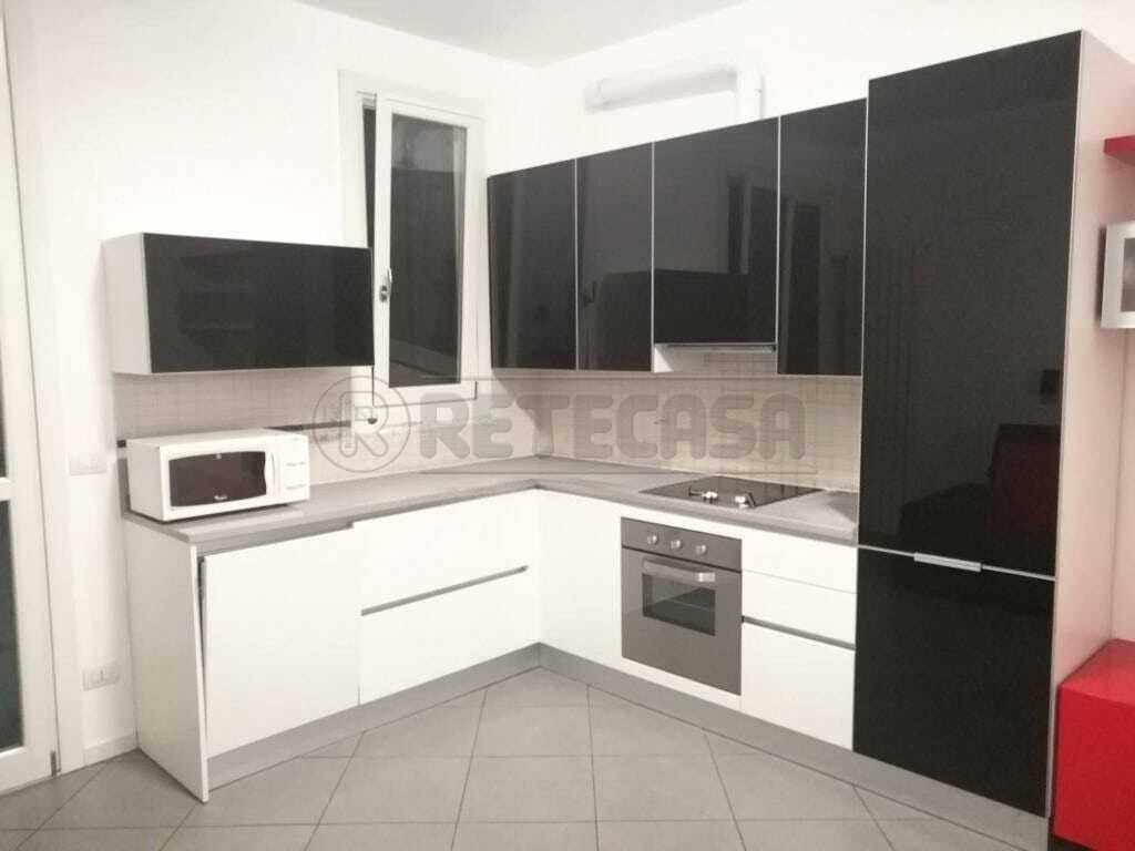 appartamento in affitto a Bergamo in zona Borgo Santa Caterina