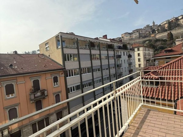 appartamento in affitto a Bergamo in zona Borgo Palazzo