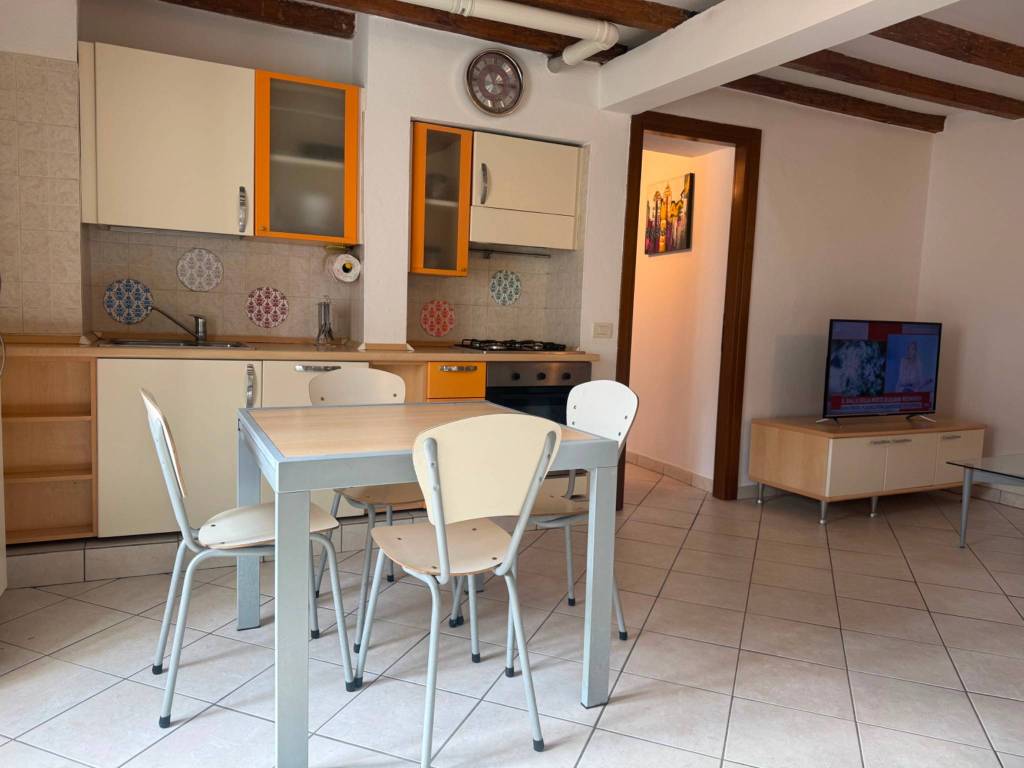 appartamento in affitto a Bergamo in zona Borgo Palazzo