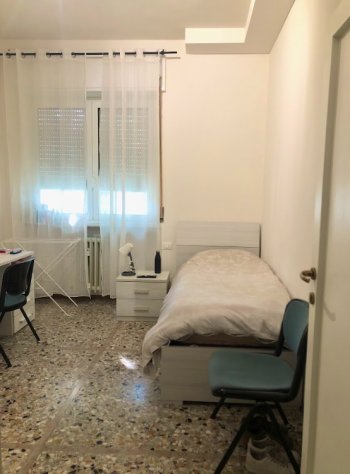 camera singola in affitto a Bergamo in zona Conca Fiorita