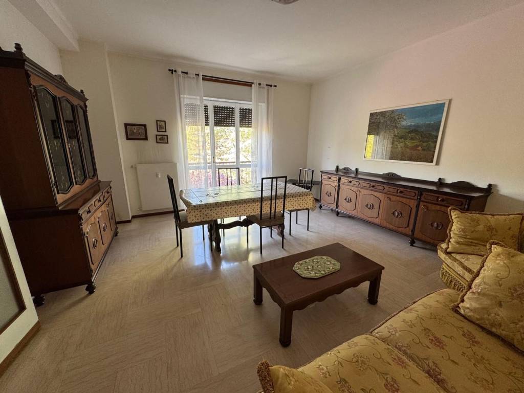 appartamento in affitto a Bergamo in zona Redona