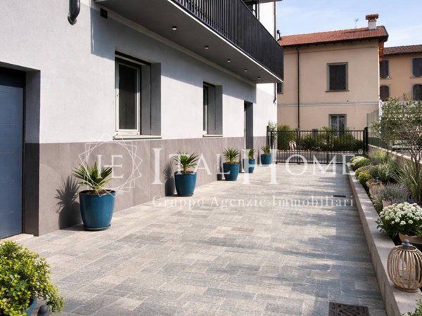 negozio in affitto a Bergamo in zona Boccaleone