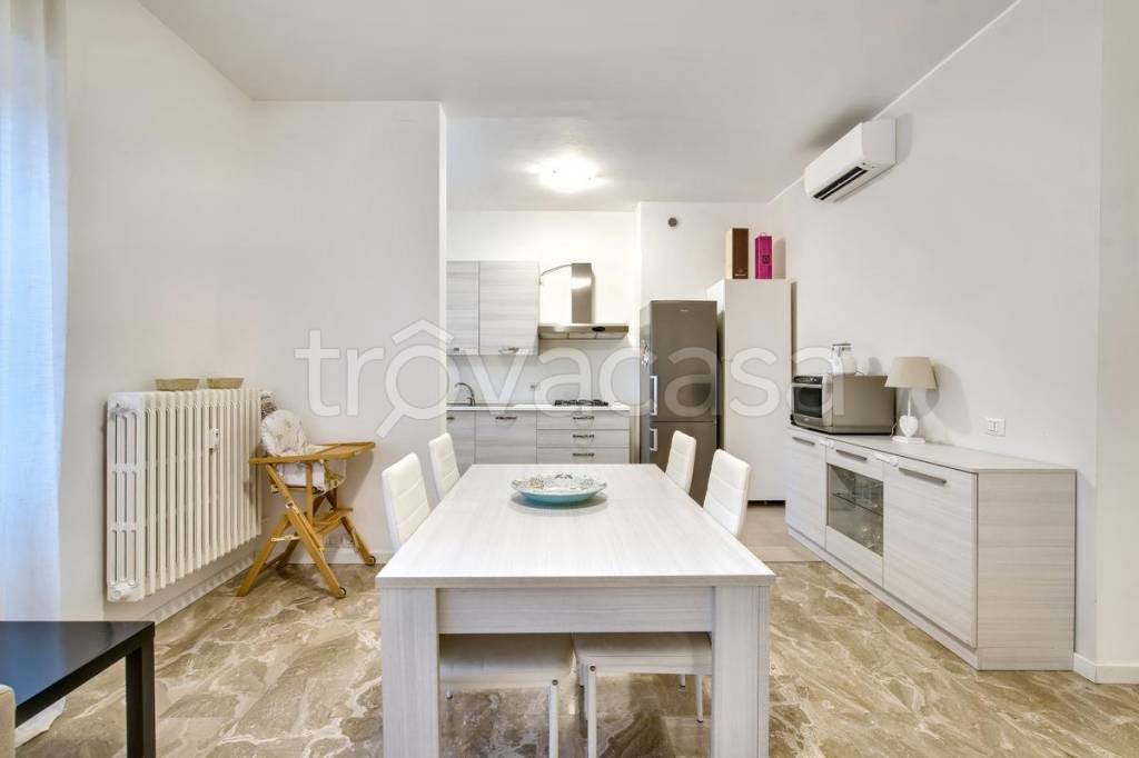 appartamento in affitto a Bergamo in zona Loreto