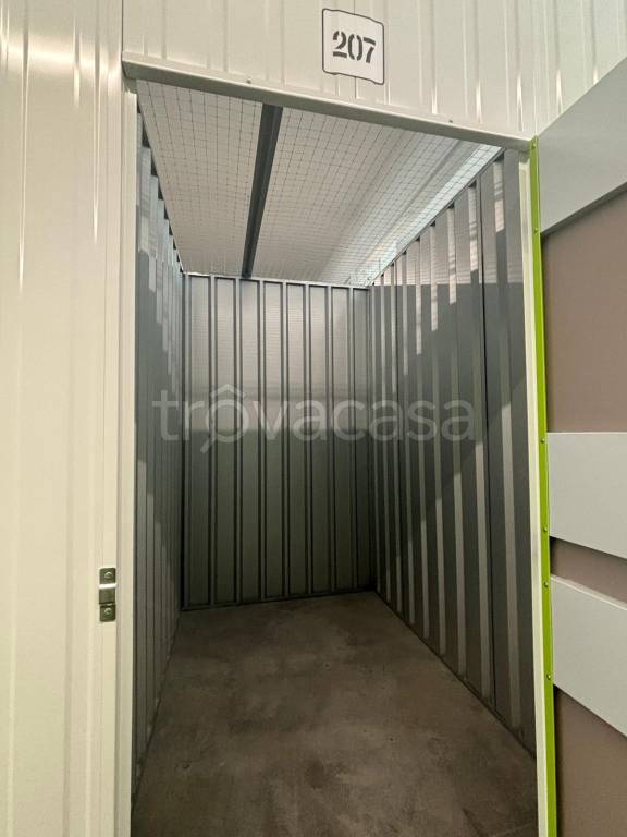 locale commerciale in affitto a Bergamo in zona Canovine