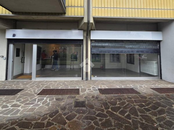 negozio in affitto a Bergamo in zona San Giorgio