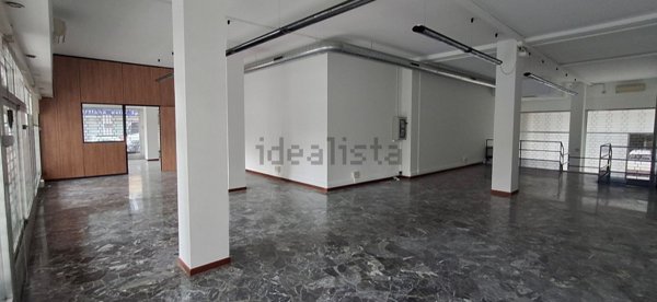 locale commerciale in affitto a Bergamo in zona Borgo Palazzo