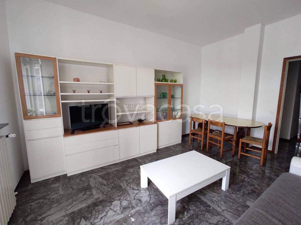 appartamento in affitto a Bergamo in zona Borgo Santa Caterina