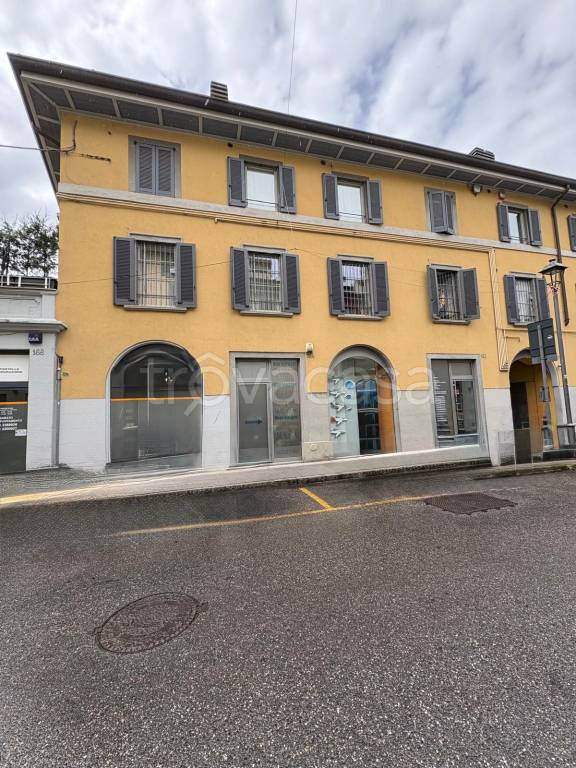 negozio in affitto a Bergamo