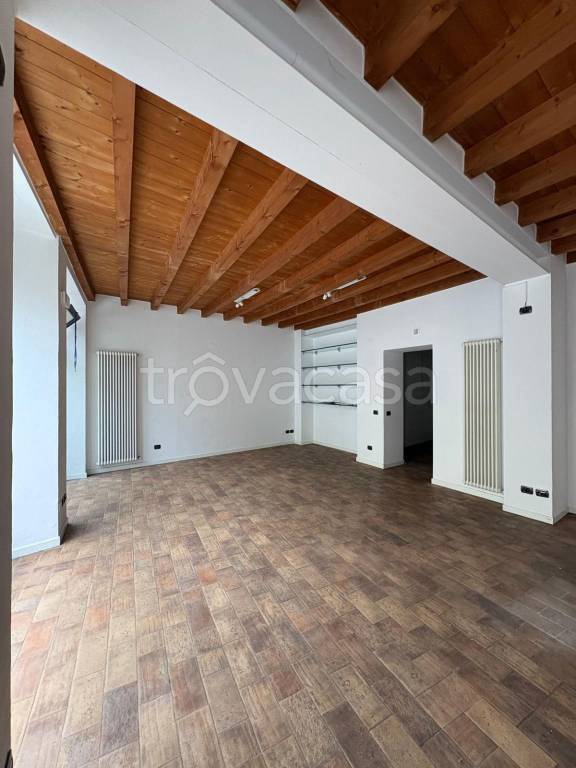appartamento in affitto a Bergamo in zona San Giorgio
