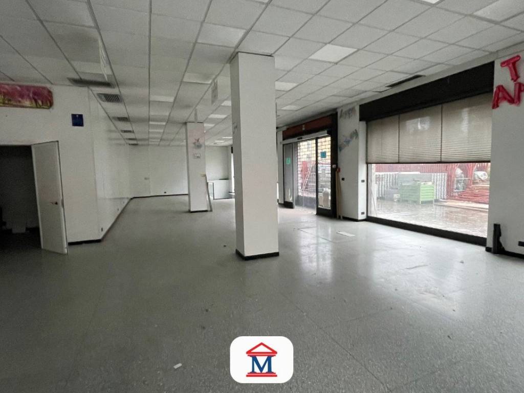 negozio in affitto a Bergamo in zona Bergamo Centro