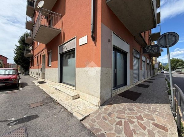 negozio in affitto a Bergamo in zona Borgo Palazzo