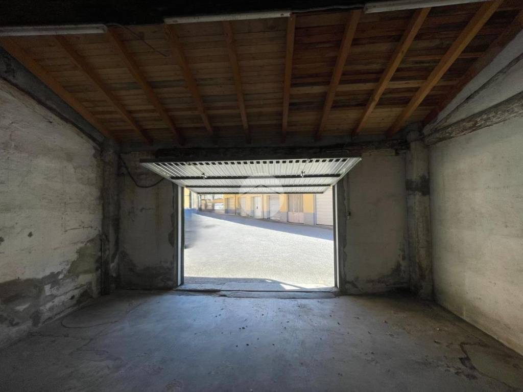 locale di sgombero in affitto a Bergamo in zona Bergamo Centro