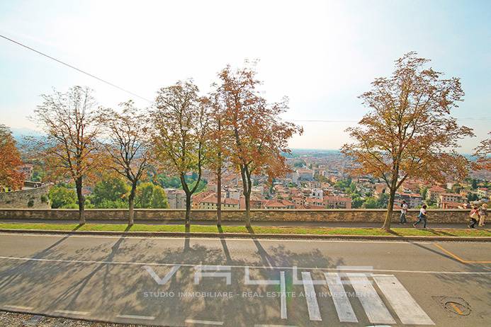 appartamento in affitto a Bergamo in zona Città Alta