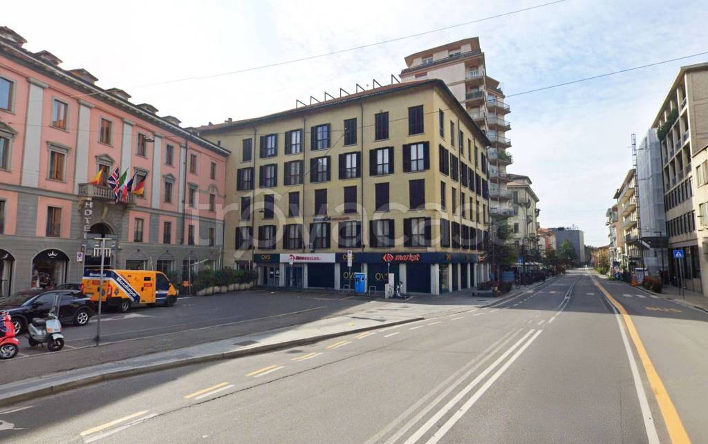 negozio in affitto a Bergamo in zona Bergamo Centro