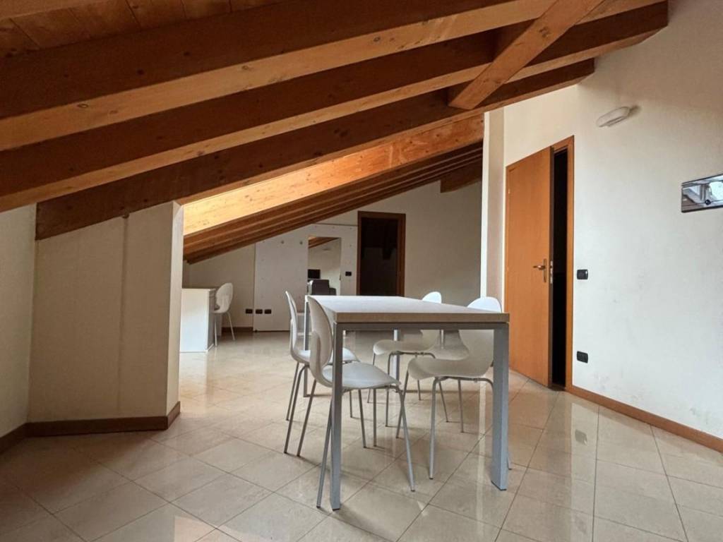 appartamento in affitto a Bergamo in zona Borgo Palazzo