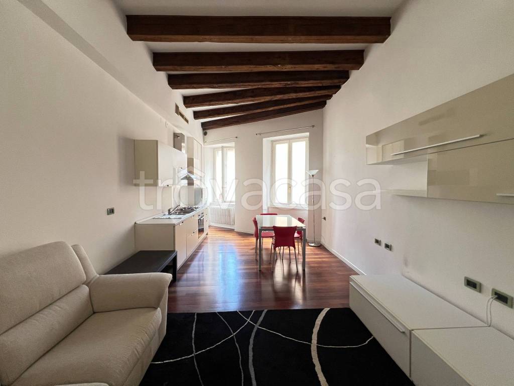 appartamento in affitto a Bergamo in zona Città Alta
